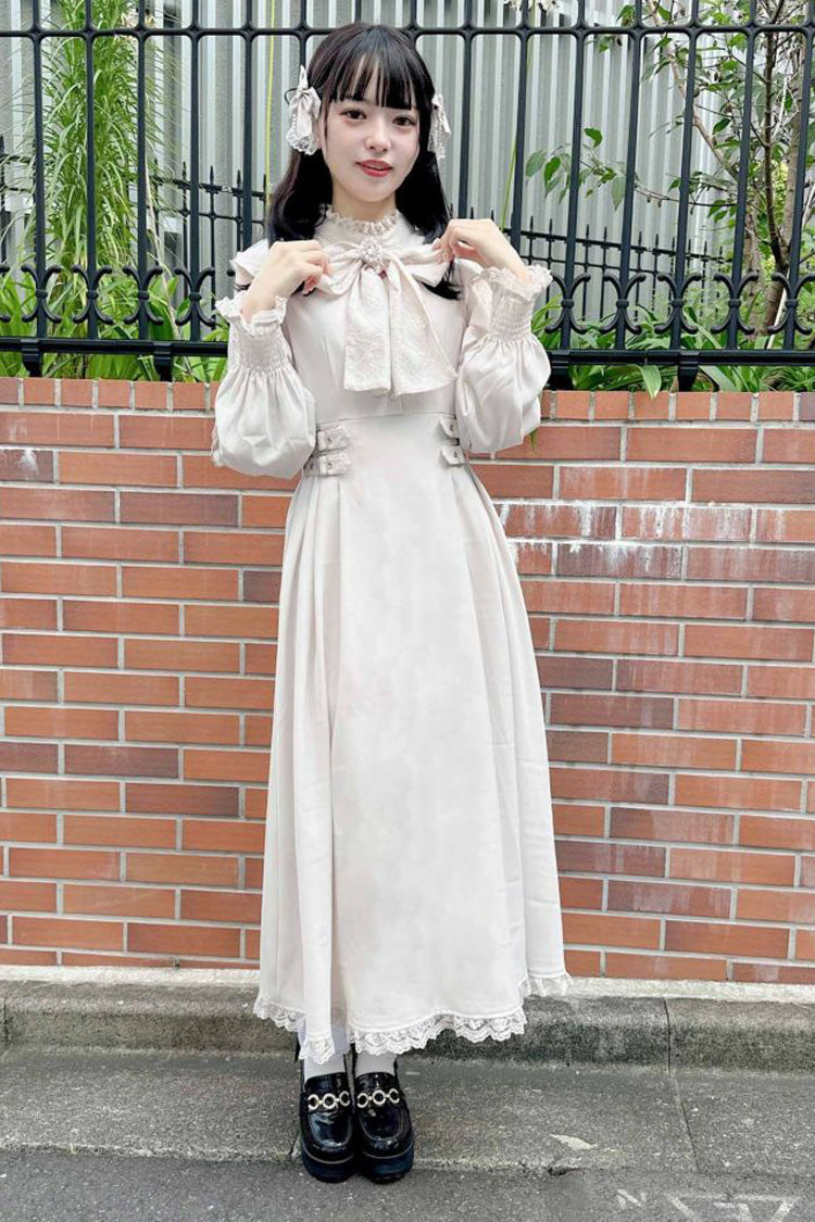 Weißes, schulterfreies, langärmliges, schulterfreies Jirai Kei-Kleid mit hohler Schleife