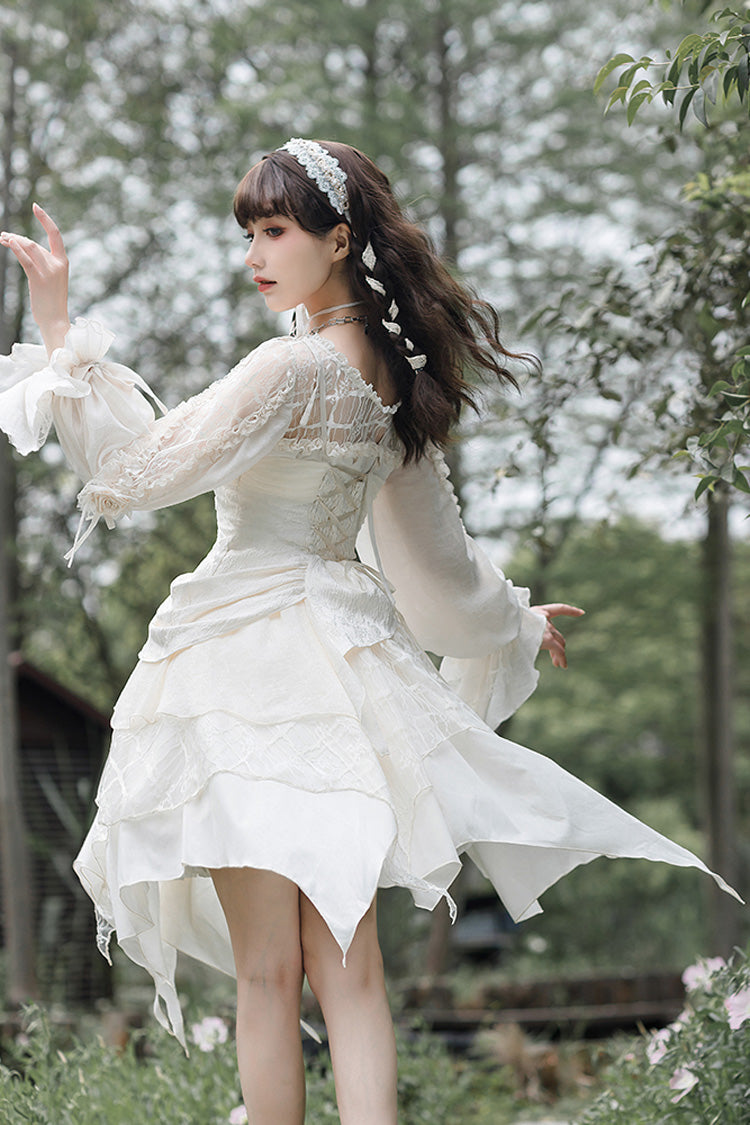 Weißes mehrlagiges süßes elegantes Lolita-Kleid mit Schleife und unregelmäßigem Schnitt
