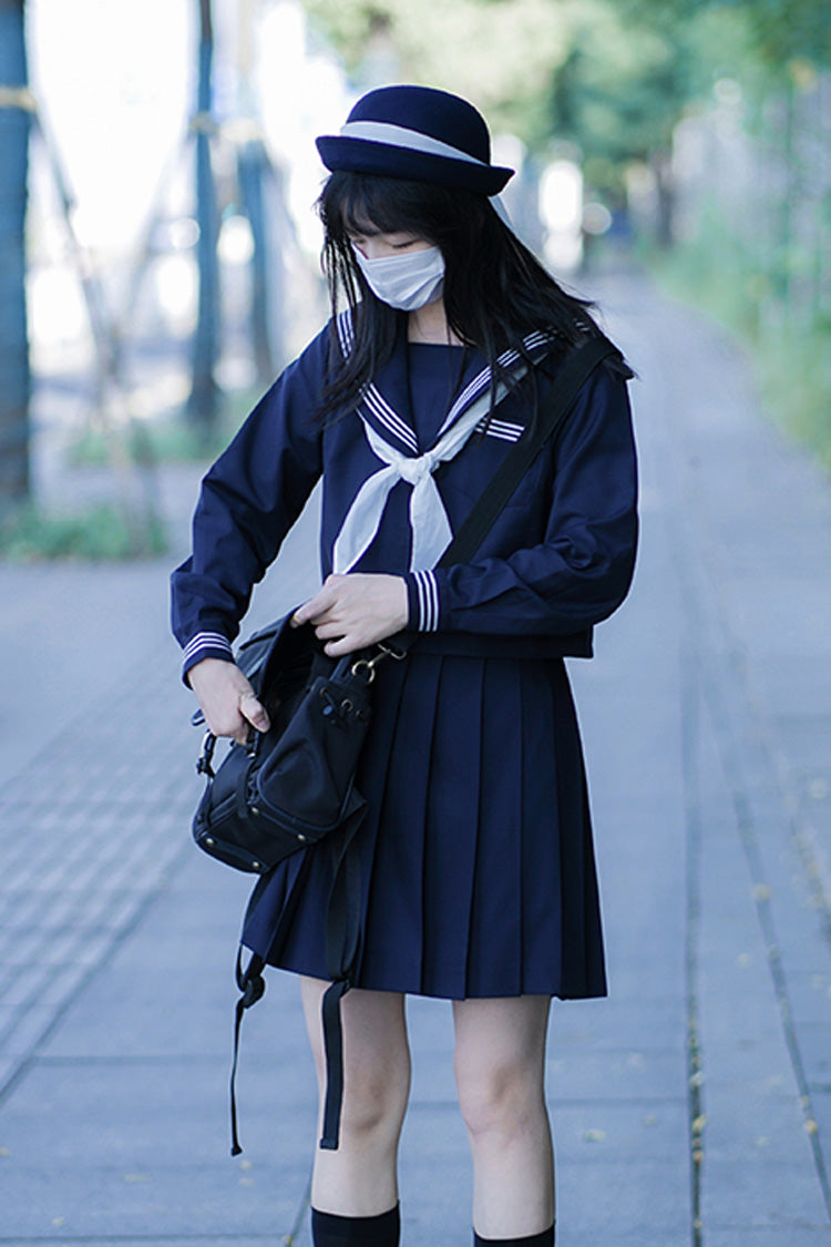 ダークブルーのネイビーカラーのスイートカレッジスタイルの日本のスクールスカート