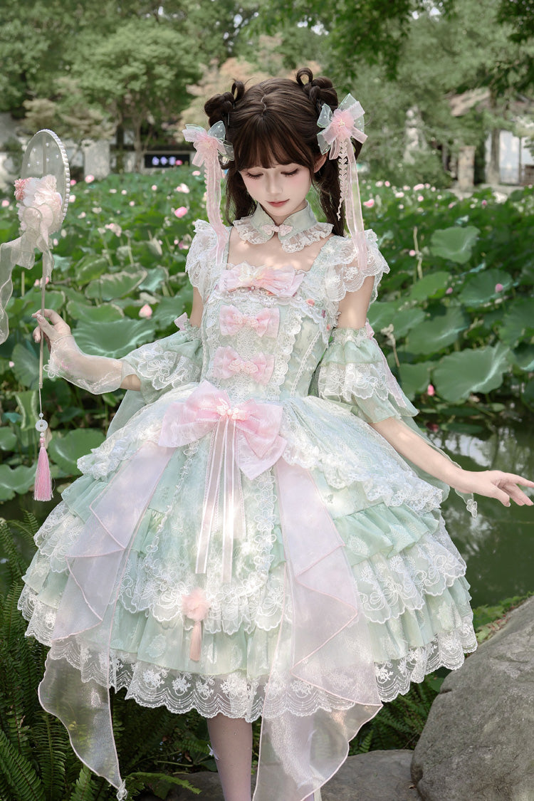 Grünes [Frühlingswasser, das Birnenblüten reflektiert] Süßes Lolita-JSK-Kleid mit Rüschen, bestickter, vorne offener Schleife und Spitze