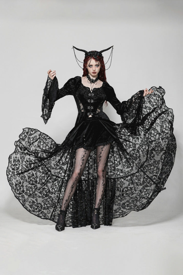 Robe gothique noire pour femmes, encolure en cœur, longue trompette, manches bouffantes, épissure de dentelle, velours gaufré