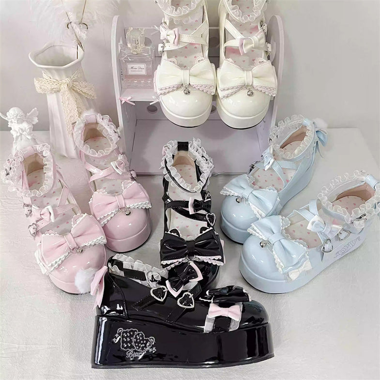 WD03. White lace and pearl flats for 14