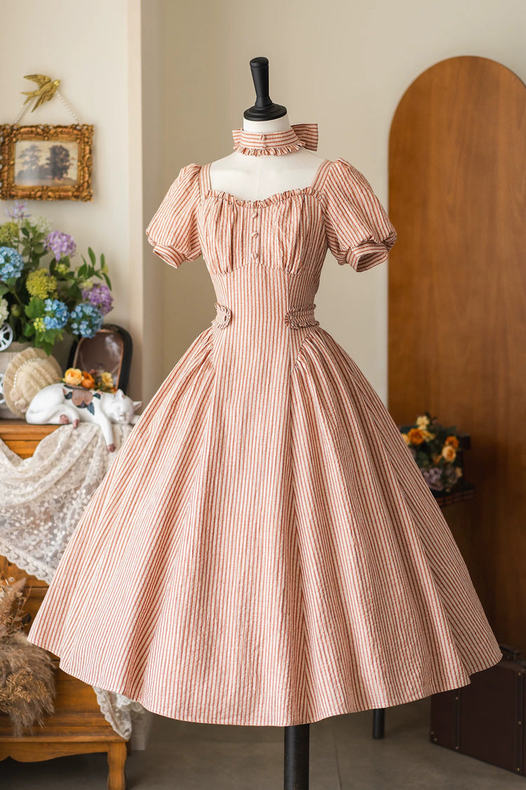 Robe Lolita rouge [Chantilly Forest] col carré manches courtes rayé imprimé à volants classique vintage élégant