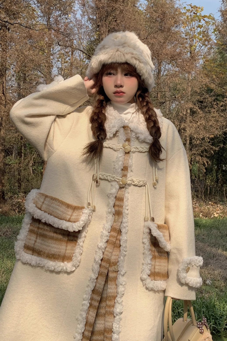ベージュのドールカラーの長袖のチェック柄プリントのステッチのスイートロリータコート