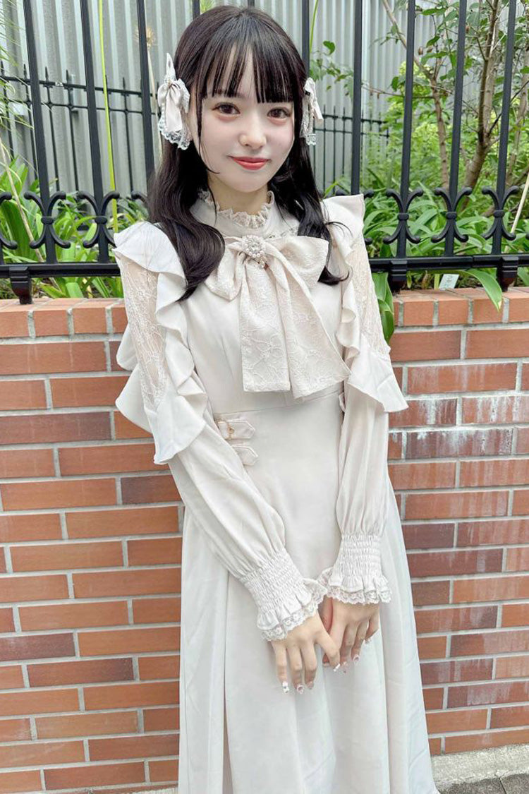 Weißes, schulterfreies, langärmliges, schulterfreies Jirai Kei-Kleid mit hohler Schleife