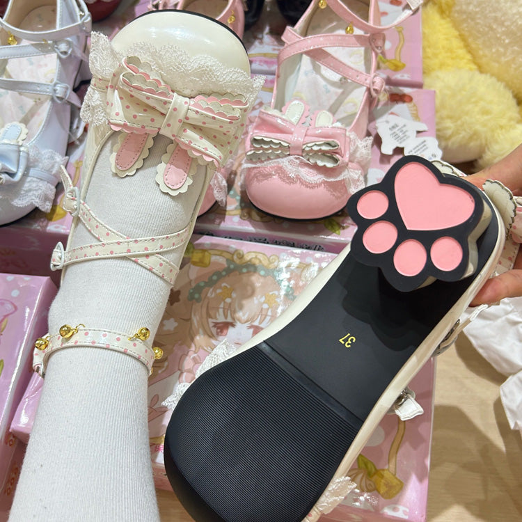 Chaussures Lolita à talon moyen avec bride croisée, nœud et accent lapin, talons en patte de chat et grelots aux chevilles