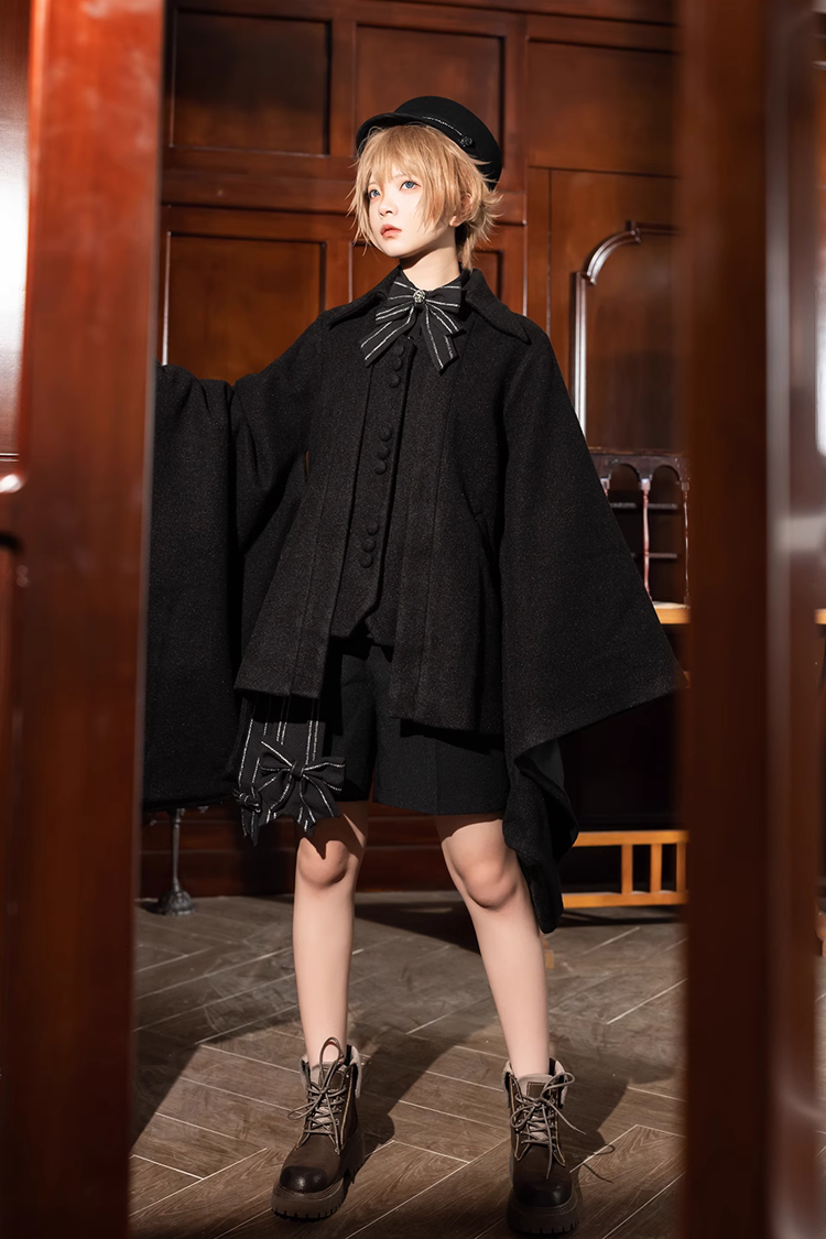 Black Retro Loose Large Sleeve Ouji Lolita Woolen Coat