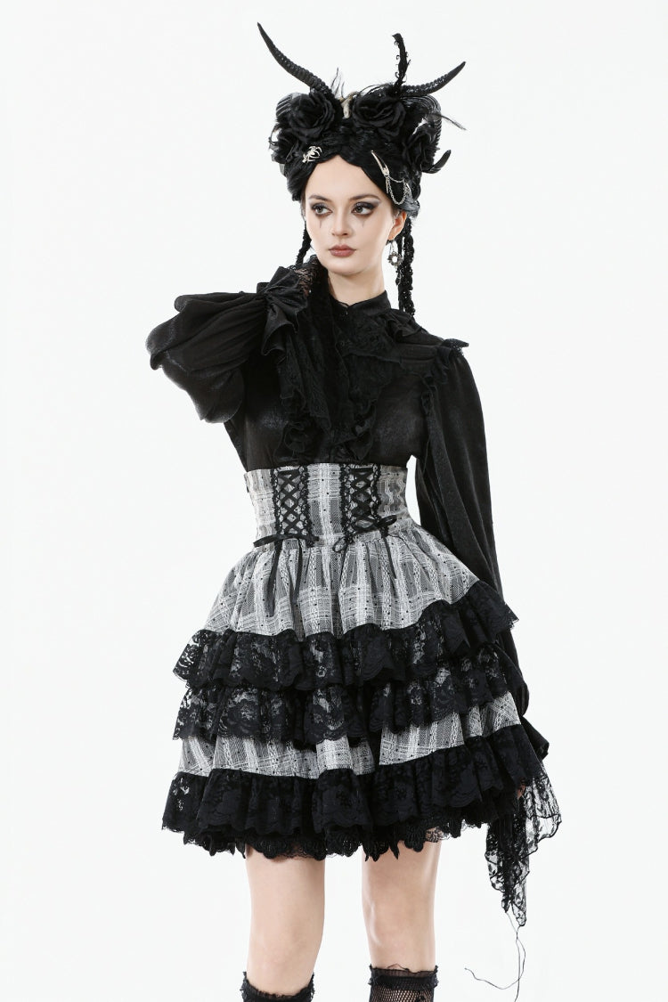 Schwarz/Grauer, hoch taillierter Damen-Lolita-Gothic-Rock mit Schnürung, Spitze und Rüschen am geschichteten Saum