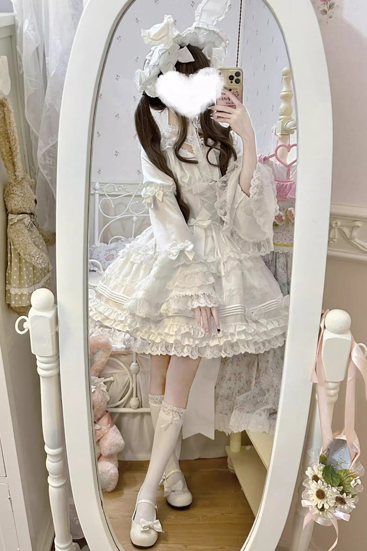 Robe Sweet Lolita en dentelle avec manches courtes à volants, nœud papillon et glaçage blanc [en crème au beurre en couches] 