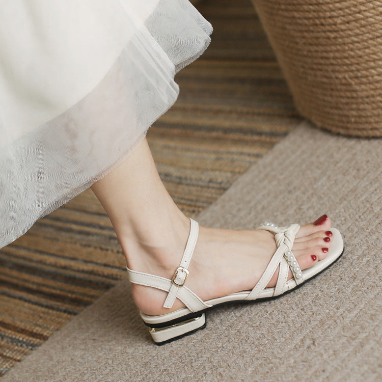 Pearl Chain Decoration Sweet Elegant Sandals 2 Colors