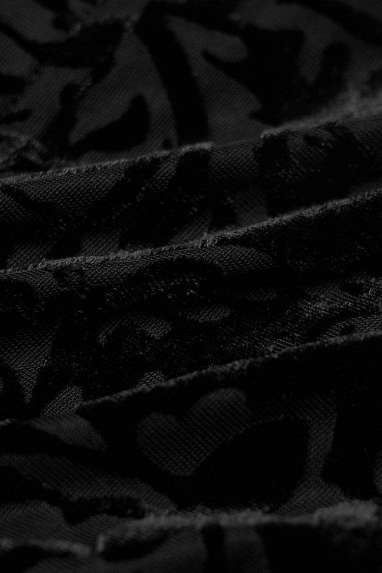 黒のハイカラー長袖花柄中空ステッチ不規則な裾レディースゴシックブラウス