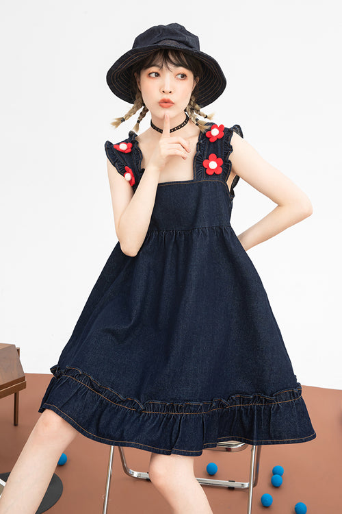 Schwarzes, hoch tailliertes Lolita-Trägerkleid aus Denim mit Rüschenträgern und Blumen-Accessoires